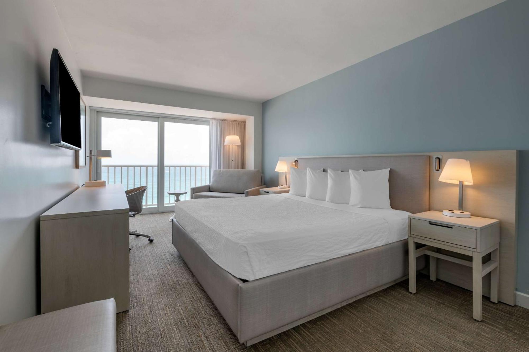 Condado Palm Inn San Juan, Tapestry Collection By Hilton Exterior photo