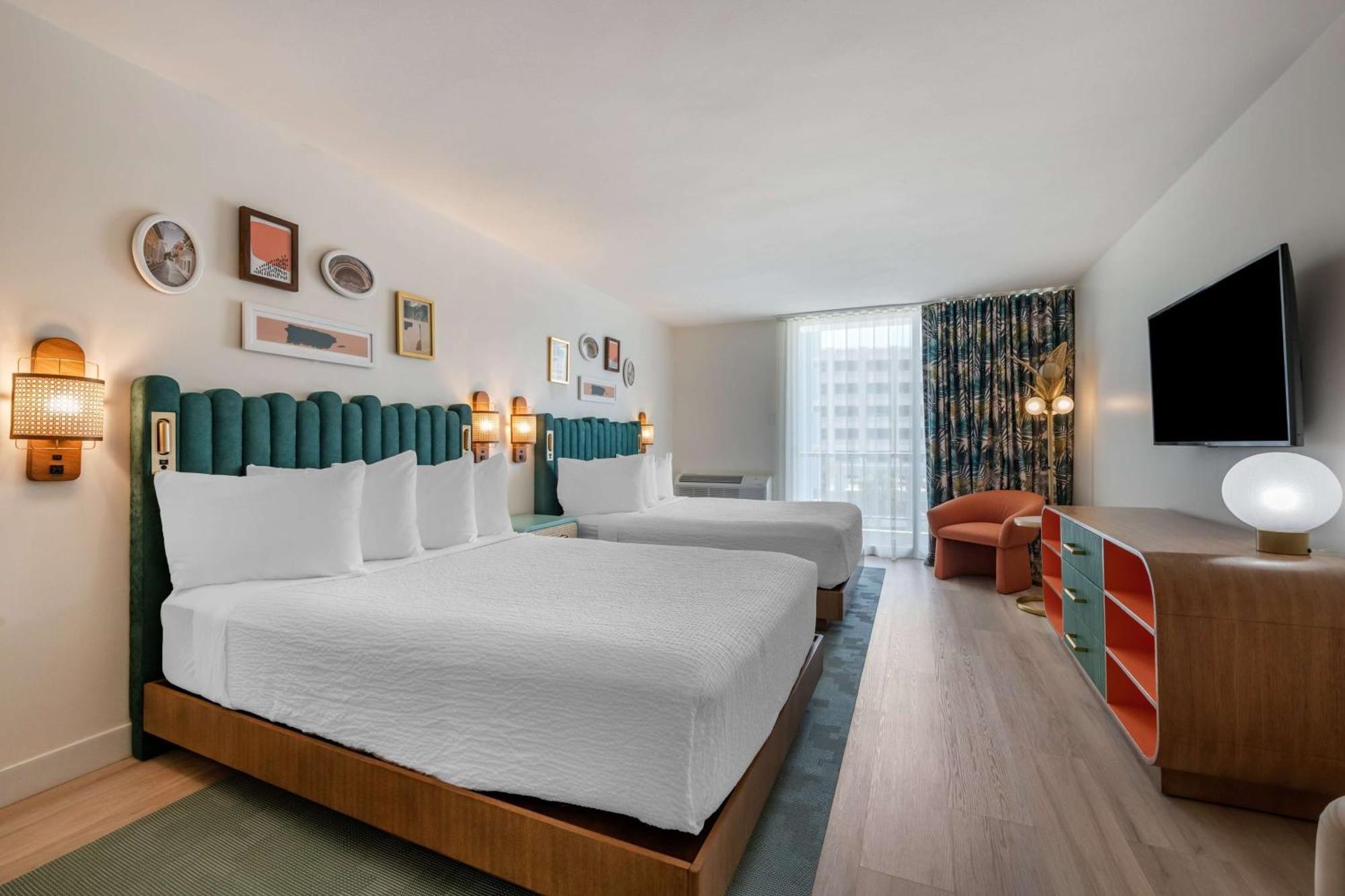 Condado Palm Inn San Juan, Tapestry Collection By Hilton Exterior photo